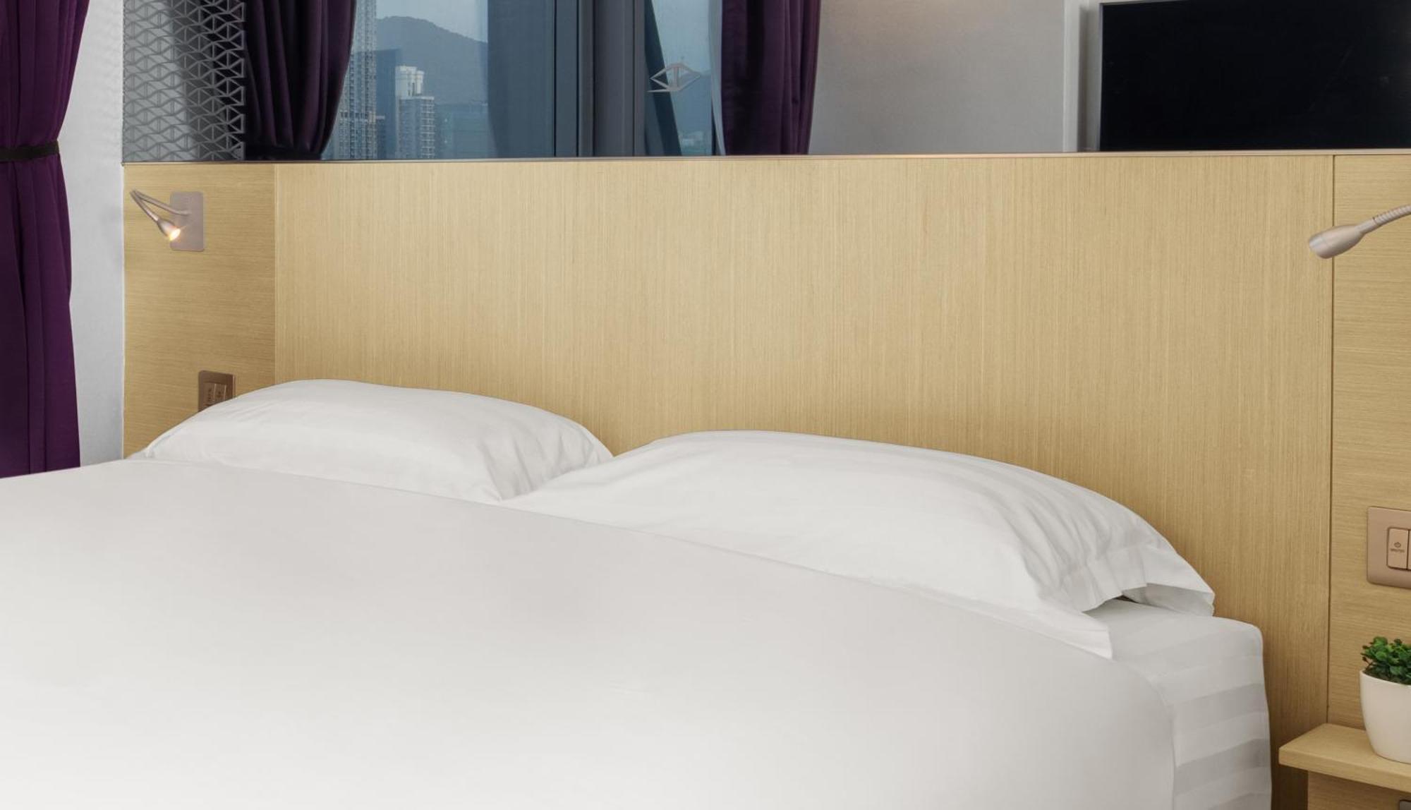 Starphire Hotel Hong Kong Exterior photo